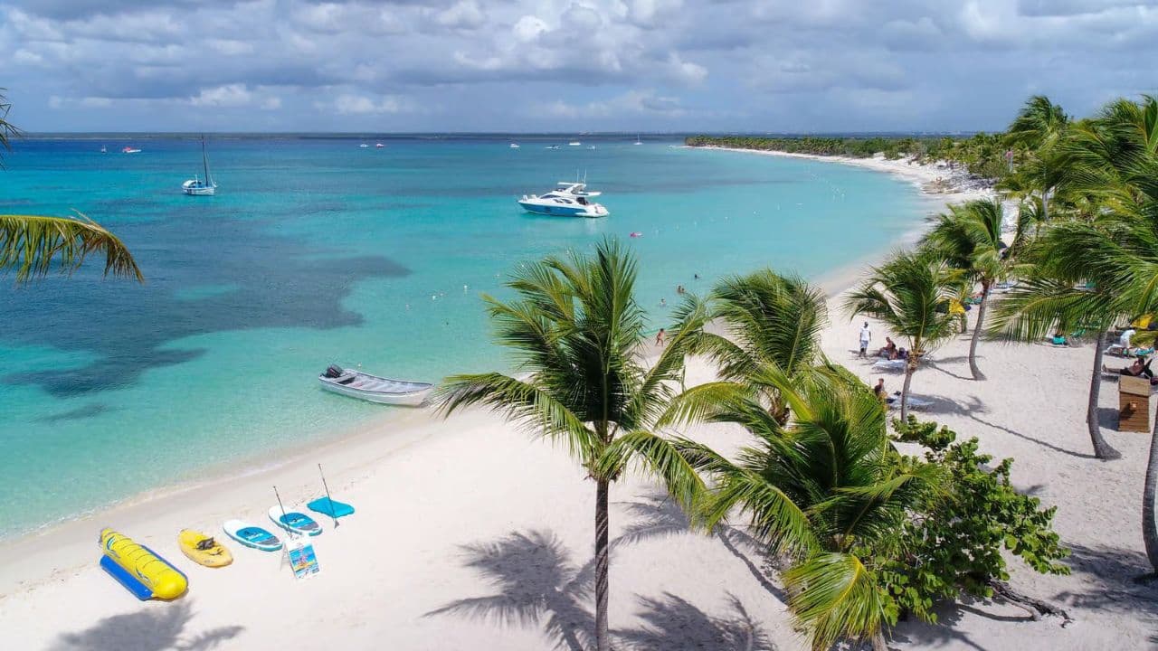 Punta Cana: Catalina Island Private Day Trip with Snorkeling - Photo 2 (Gallery view)