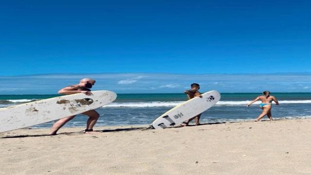 Rincon: Beginner Surf Lesson - Photo 4 (Gallery view)