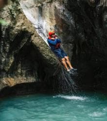 Zanurz się w ekscytującą przygodę przy wodospadach Damajagua w Puerto Plata - Photo 5 (Gallery view)