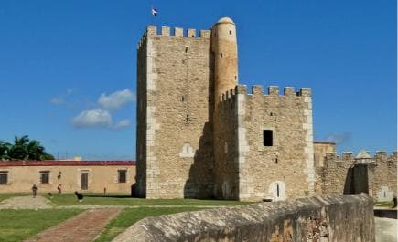 Santo Domingo: Private City Tour walking