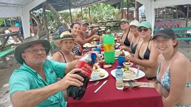 From Puntarenas: Tortuga Island VIP tour Full-Day