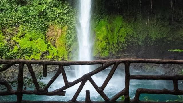 La Fortuna Waterfall Admission Ticket - Photo 5 (Gallery view)