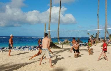 Saona Island: Catamaran/Speedboat Tour to a Dream Beach - Photo 4 (Gallery view)