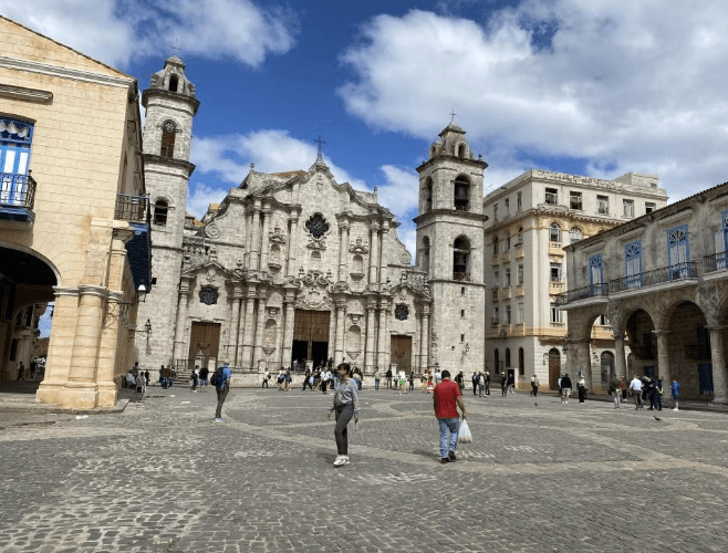 Panoramic Tour of Havana