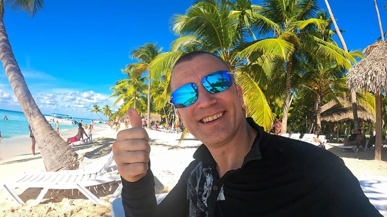 Saona Island: Full-Day Boat Tour with Drinks & Buffet Lunch