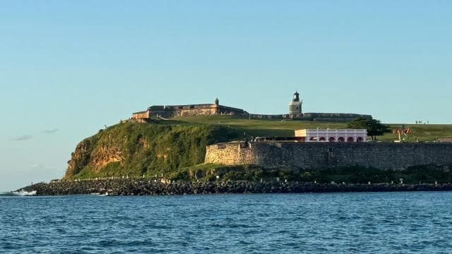 San Juan: Old San Juan Sunset Cruise with Drinks & Transfer - Photo 2 (Gallery view)