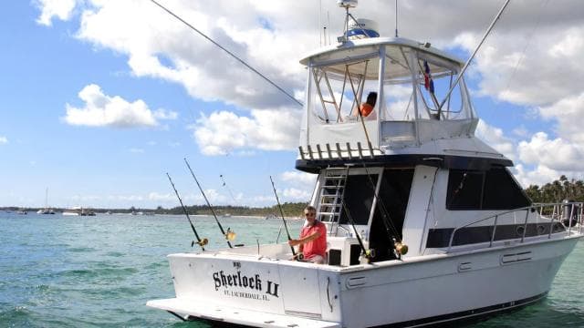 Punta Cana offshore private fishing charter "Sherlock" 39 ' - Photo 3 (Gallery view)