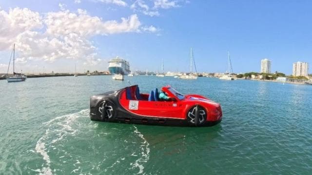 San Juan: WATER JET CAR-Red Bugatti Experience - Dominican Republic