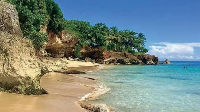 Puerto Rico: Aguadilla West Coast Beaches & Gastronomy Tour