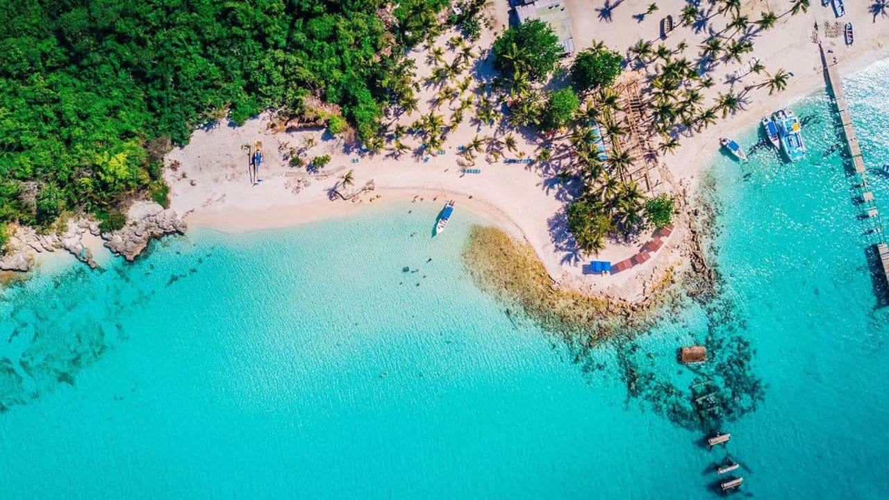 Saona Island Tour with Lunch from Santo Domingo