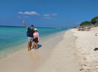 Bahía de las Aguilas: Beach Day Trip by Boat