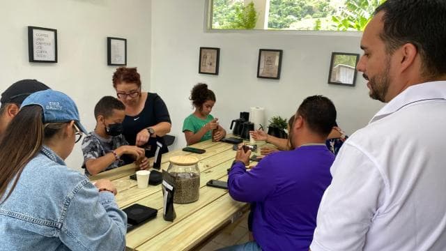 Jayuya: Coffee Tour and Workshop at Hacienda Prosperidad
