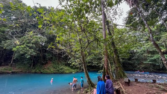 Rio Celeste: Přírodní koupaliště v lese - Photo 4 (Gallery view)