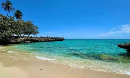 Santo Domingo: Paddle Boarding, Los Tres Ojos, Beach & Lunch