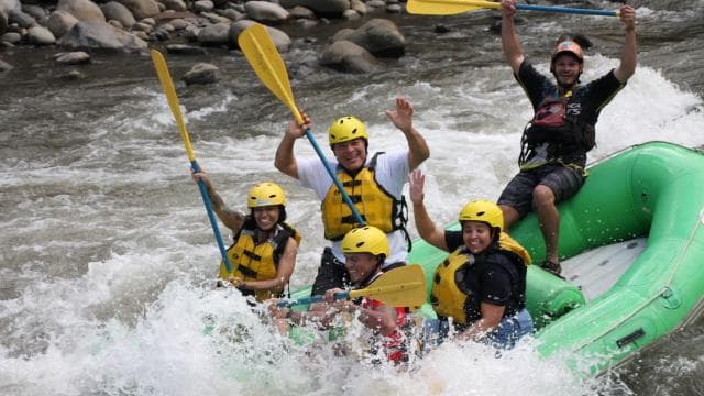 Rio Balsa: White Water Rafting Adventure