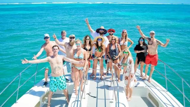Punta Cana: Catamaran Boat Party with Unlimited Drinks
