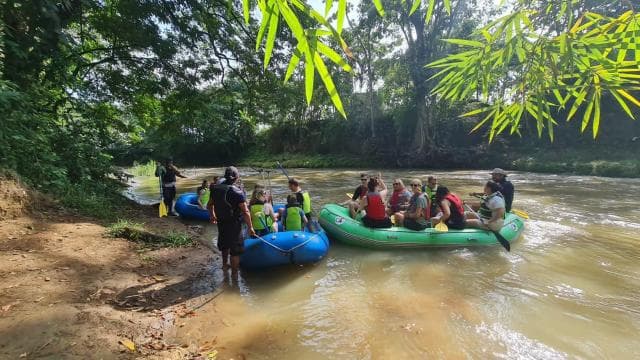 La Fortuna: Safari-Float-Tour durch den Rio Peñas Blancas - Photo 3 (Gallery view)