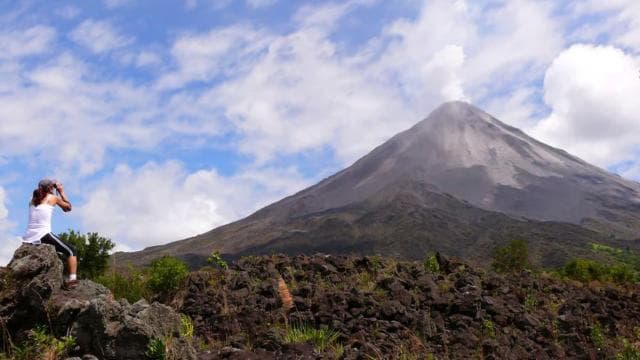From La Fortuna: Arenal Volcano & Hotsprings Afternoon Tour
