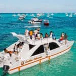 Punta Cana: Private Party Boat Cruise with Drinks and Snacks