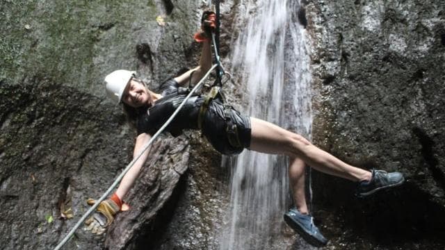 La Fortuna: Canyoning in Waterfalls and Zipline Cable - Photo 4 (Gallery view)