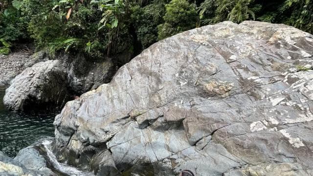 El Yunque ,river ,water slides and hike excursions