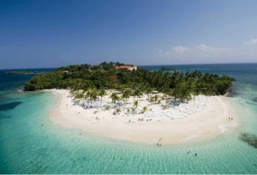 From Bayahibe: Samanà Whale Watching and Bacardi Island Tour
