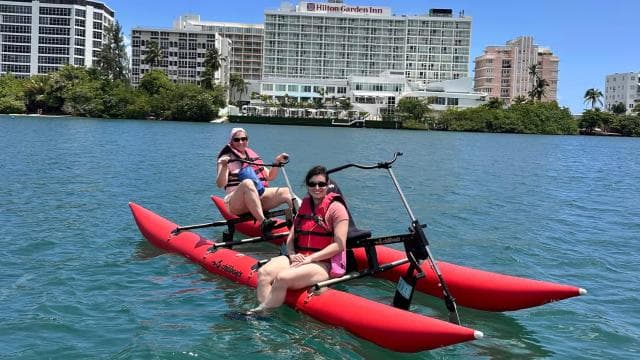 San Juan: Eco-Tour Chiliboats Waterbike, Condado Lagoon