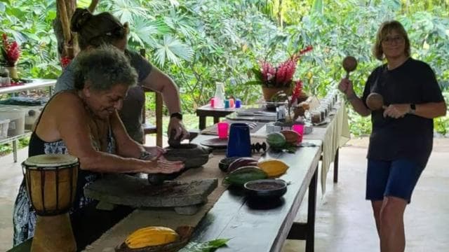 La Fortuna: Eden Chocolate Tour with Lunch