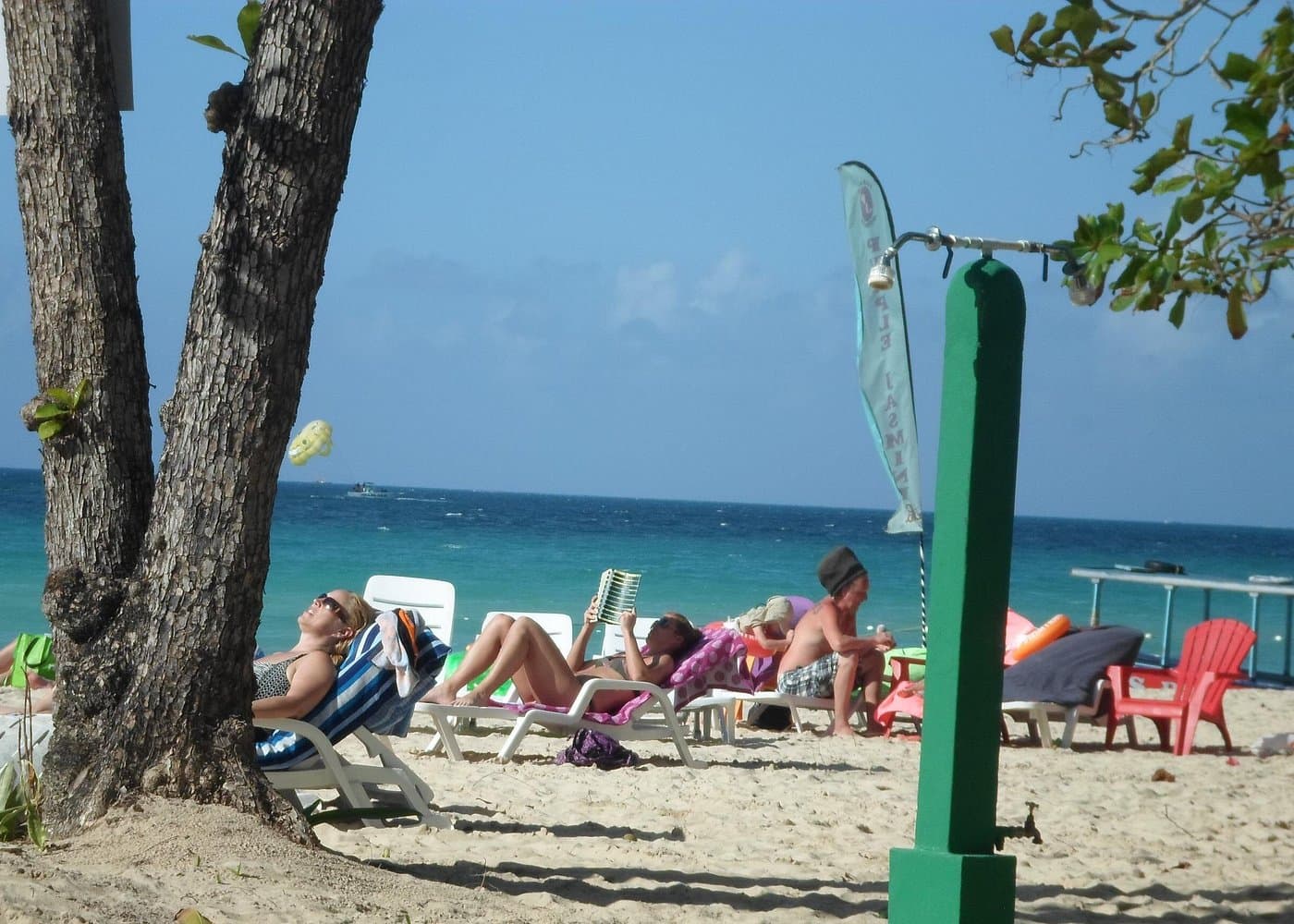 Montego Bay Pub Crawl To Negril and Rick's Cafe - Dominican Republic