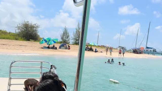 From San Juan: Transportation & Boat to Icaco, Drinks & Food
