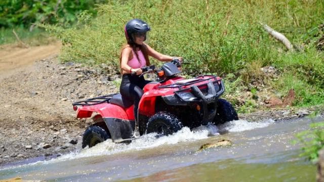 Costa Rica: aventura en vehículo todoterreno de 2 horas por la jungla y la playa - Photo 2 (Gallery view)
