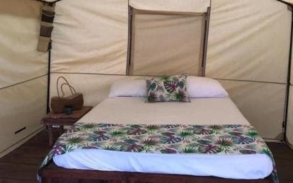 Bahía de las águilas glamping experience from Santo Domingo