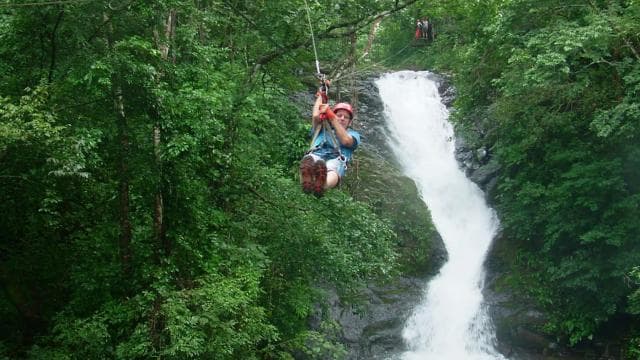 Puntarenas: Zip Line Canopy Tour Over 11 Waterfalls