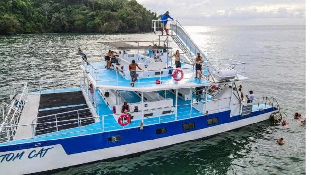 Manuel Antonio: Catamaran Cruise to Biesanz Bay with Lunch - Photo 5 (Gallery view)