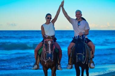 Punta Cana: Horseback Riding Tour with Sunset at Macao Beach