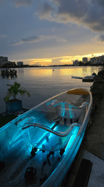 San Juan: experiență clară ghidată de caiac cu lumini LED - Photo 3 (Gallery view)