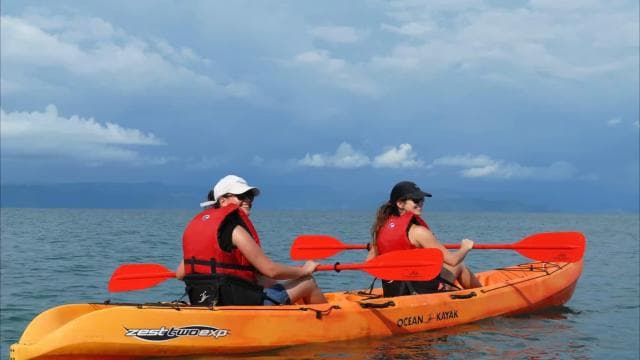 Uvita: Private Ocean Kayak & Snorkel Marino Ballena N. Park