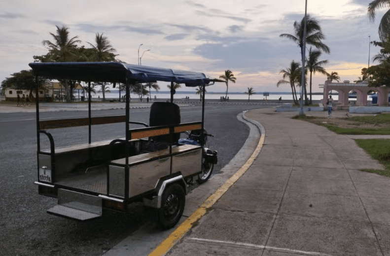 Private Tuk-Tuk Tour Cienfuegos
