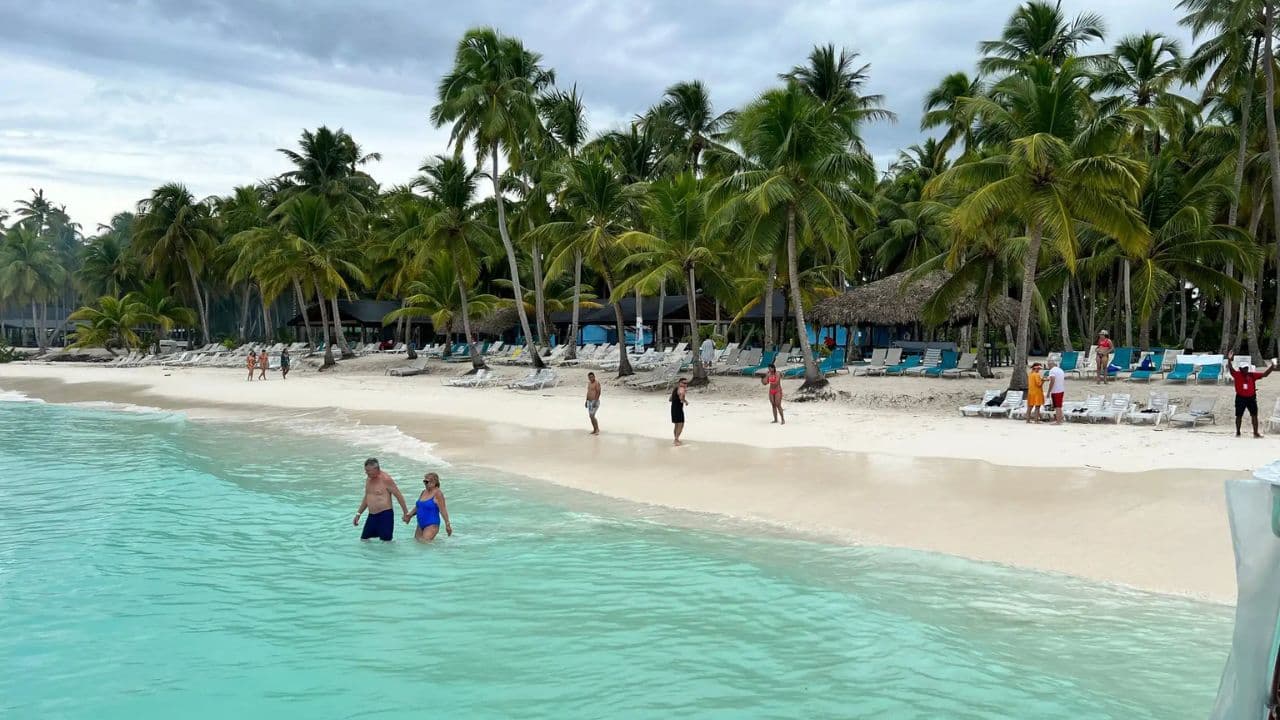Excursion to Saona Island: Tropical Paradise whit Lunch