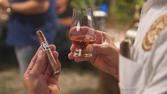 Puerto Rico: Ocean Lab Brewery and Tobaco Farm Tour - Photo 2 (Gallery view)