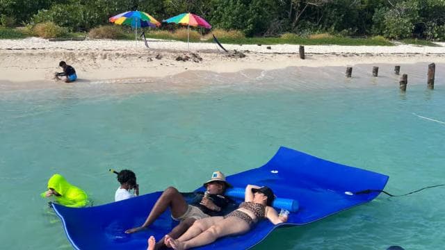 Fajardo: Private Half-Day Boat Charter to Icacos or Palomino
