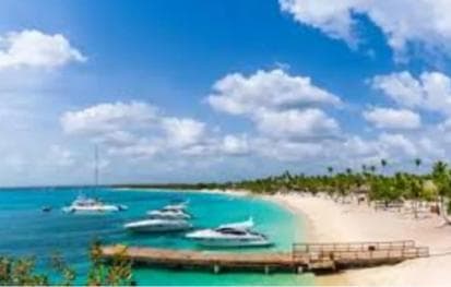 Punta Cana: Catalina Island and Snorkel For Small Group