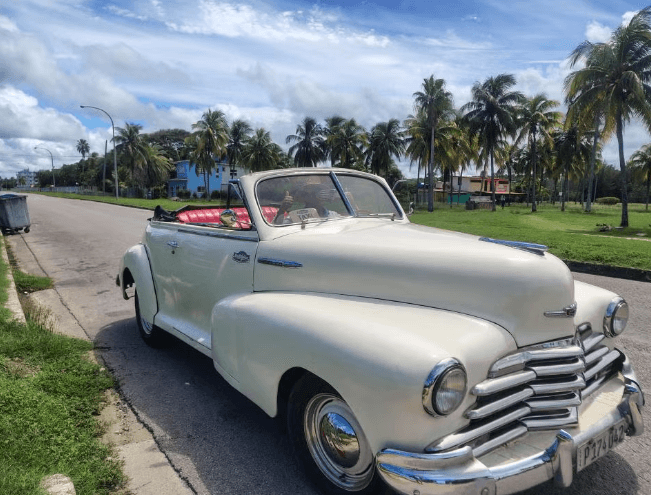 Private Classic Car Beach Day Trip - Photo 3 (Gallery view)