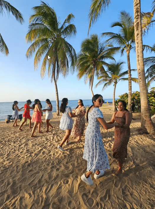 San Juan: Salsa-Kurs bei Sonnenuntergang am Strand - Dominican Republic