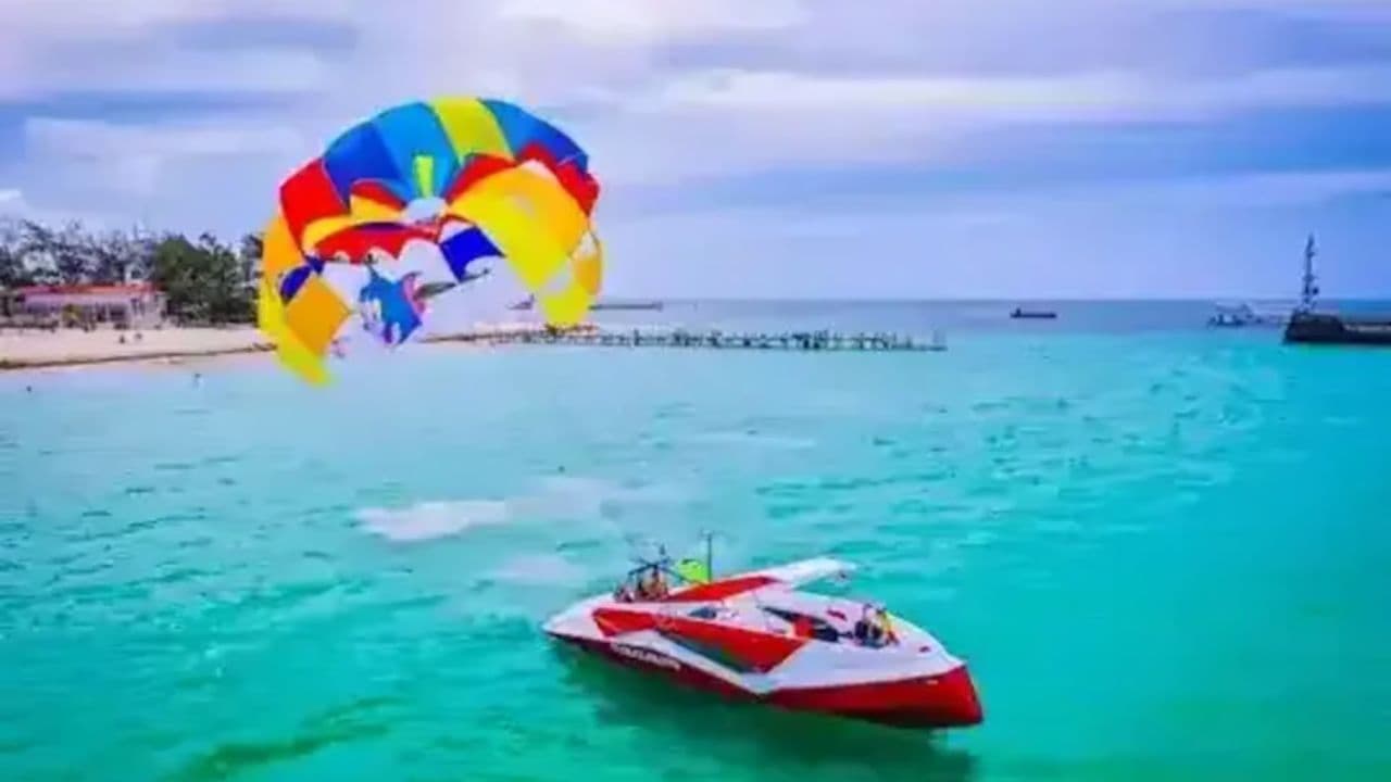 Punta Cana: Parasaling Adventure with Pick Up Hotel - Photo 3 (Gallery view)