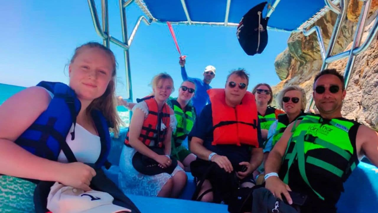 Bahía de las Águilas + Laguna de Oviedo ¡TODO INCLUIDO!