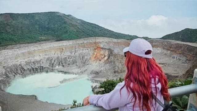 Coffee Farm tour, Poas Volcano Park and La Paz Waterfall