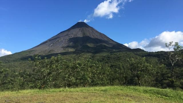 La Fortuna: Arenal Volcano Hike - Dominican Republic
