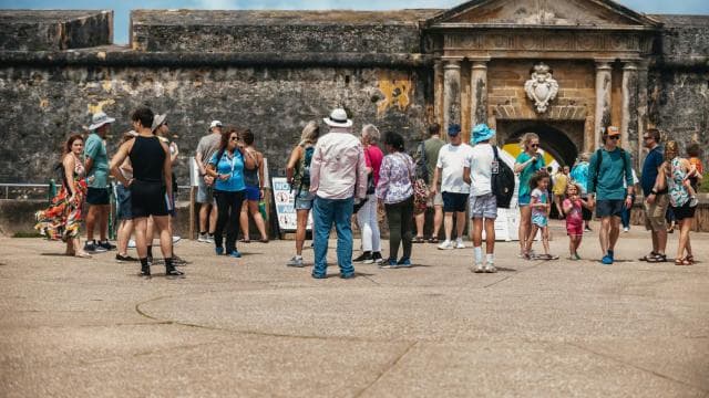 San Juan: Old Town Walking Tour and El Morro Fort Entry