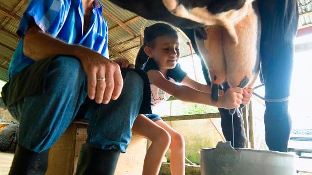 La Fortuna: Small Group Half–Day Campesino Farm Experience